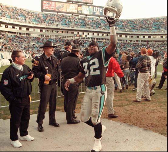 1. Michael Bates, Amphi