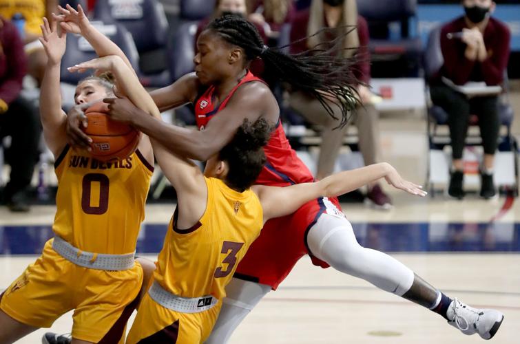 121120-spt-ua womens hoops-p3.jpg