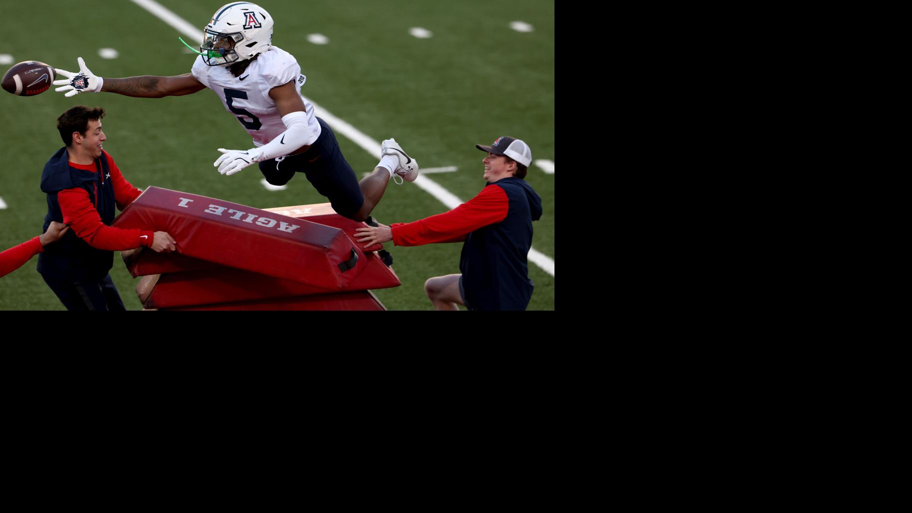 Arizona cornerback Groves-Killebrew enters transfer portal