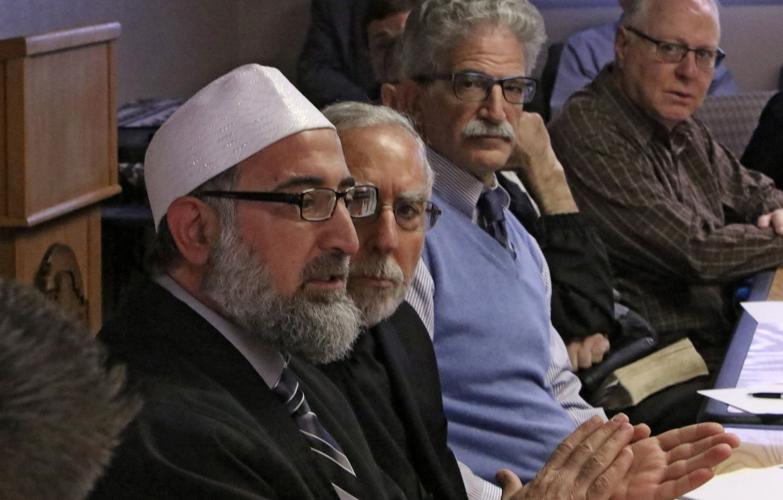 Interfaith meeting on refugees