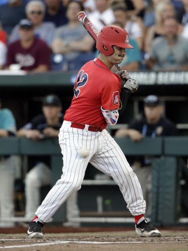 Arizona vs. Coastal Carolina in College World Series