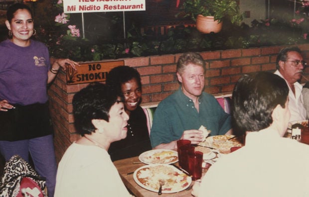 Pres. Bill Clinton at Mi Nidito