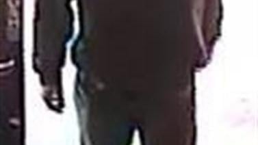 Sheriff's detectives search for suspect in Circle K armed robbery