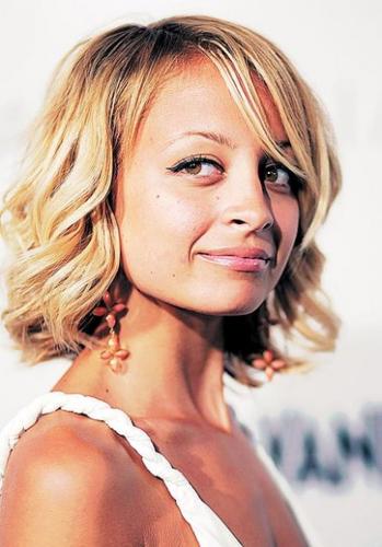 'Simple Life' simply letting Hilton, Richie behave rudely  