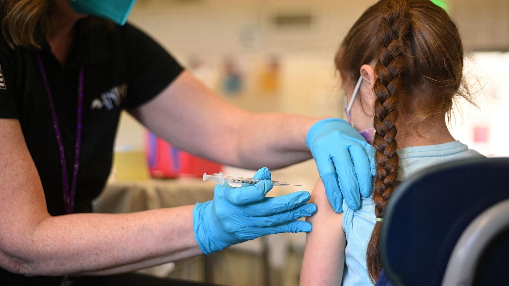 Arizona Legislature OKs ban on requiring COVID vax to attend school