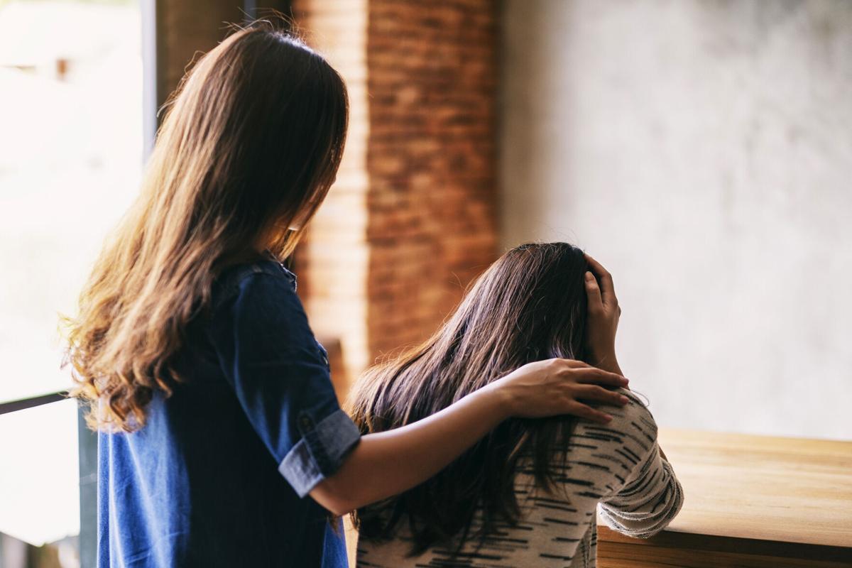 Know someone with an eating disorder? Here are 6 key ways you can help