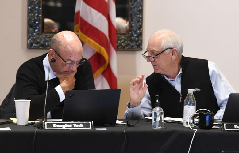 Arizona Dems seek probe of GOP-friendly redistricting moves