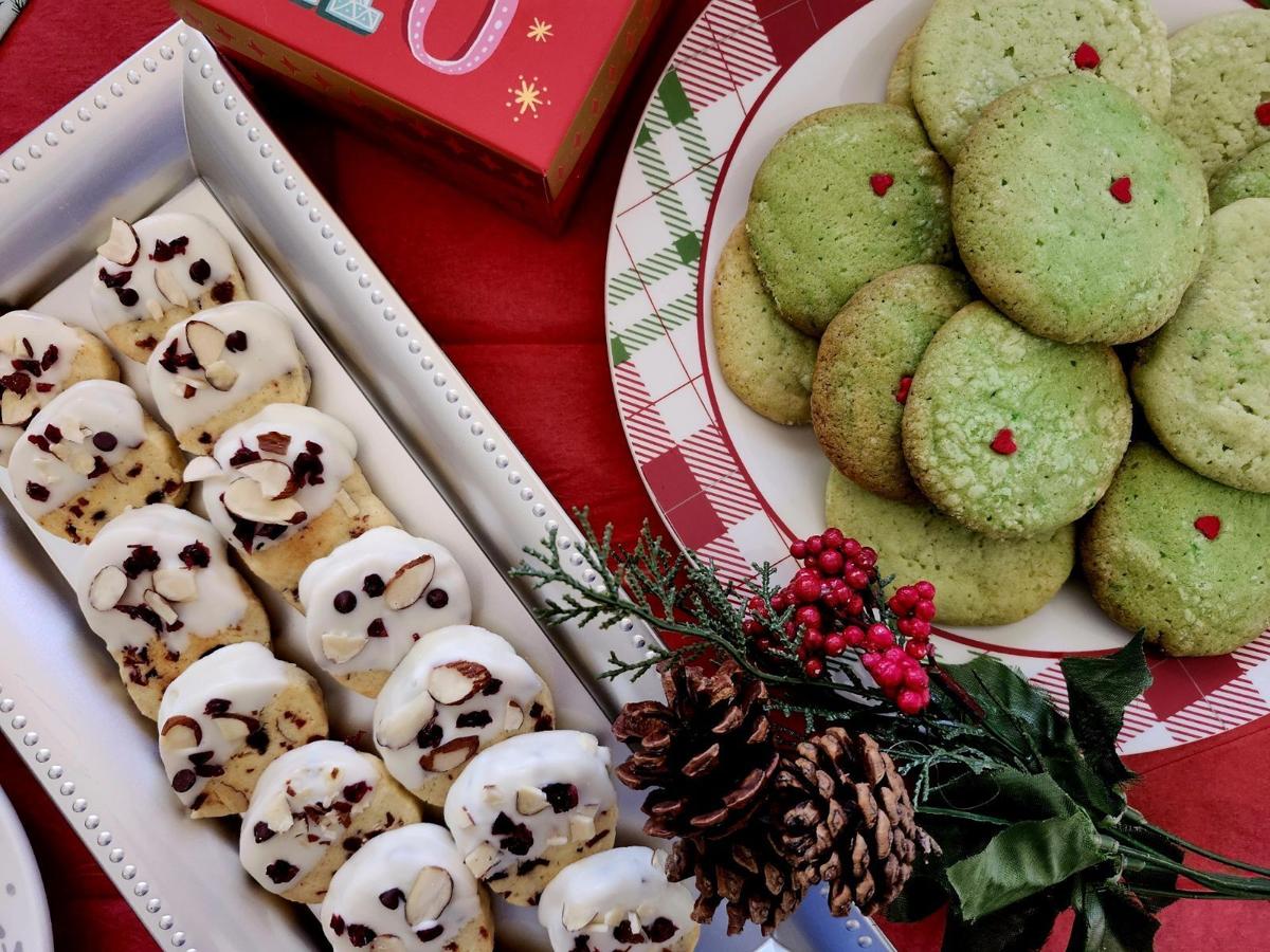 ENTER-SWEETS-FOR-SWAP-THESE-COOKIES-1-OS.jpg
