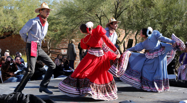 Ballet Folklorico Tapatío's