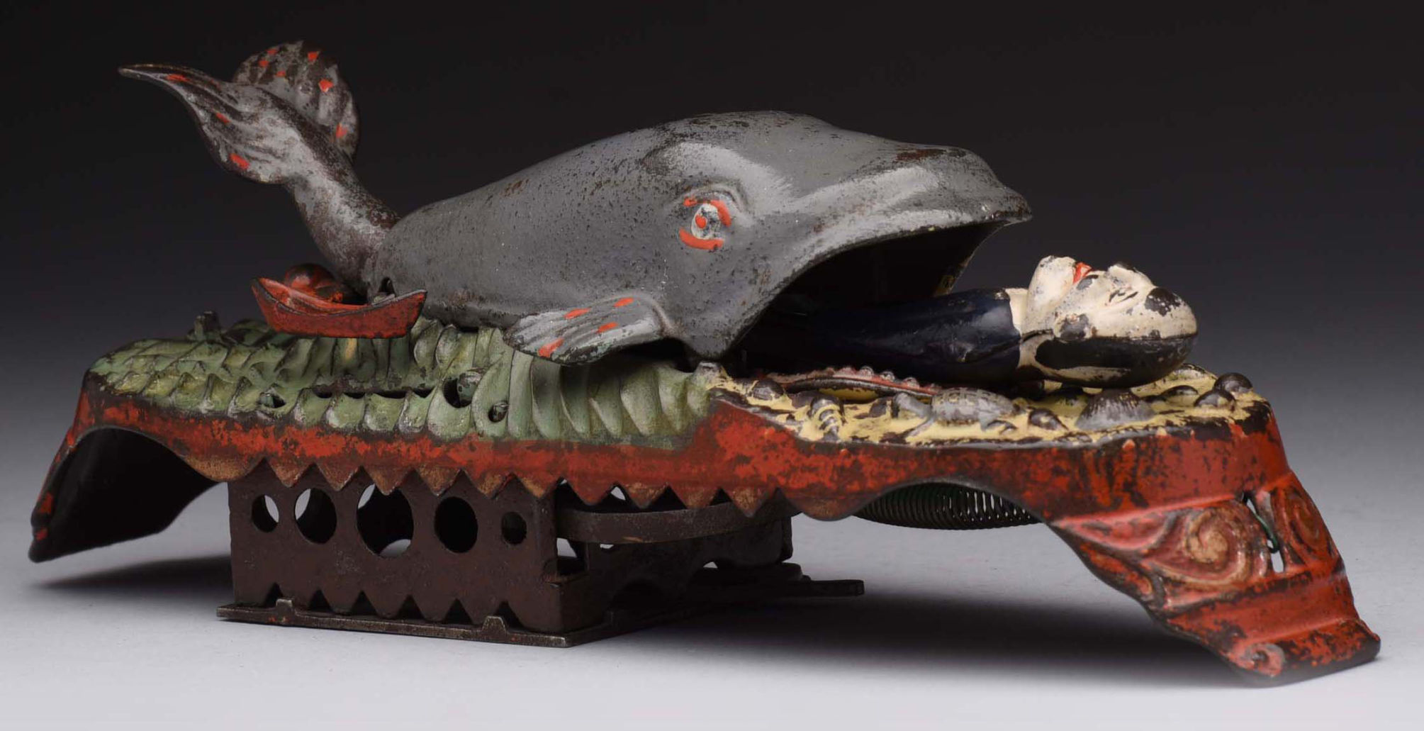 とても古い鋳鉄製貯金箱　JONAH AND THE WHALE アンティーク Sale of cast-iron 'Jonah and the Whale' bank exceeds pre-auction