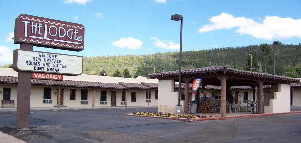 10 Arizona landmark motels worth the road trip