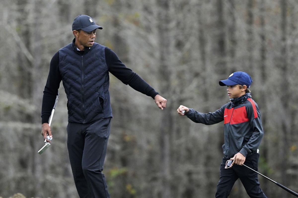 Tiger Woods Doing Better Hopeful To Be Home In The Next Week Or So National News Tucson Com