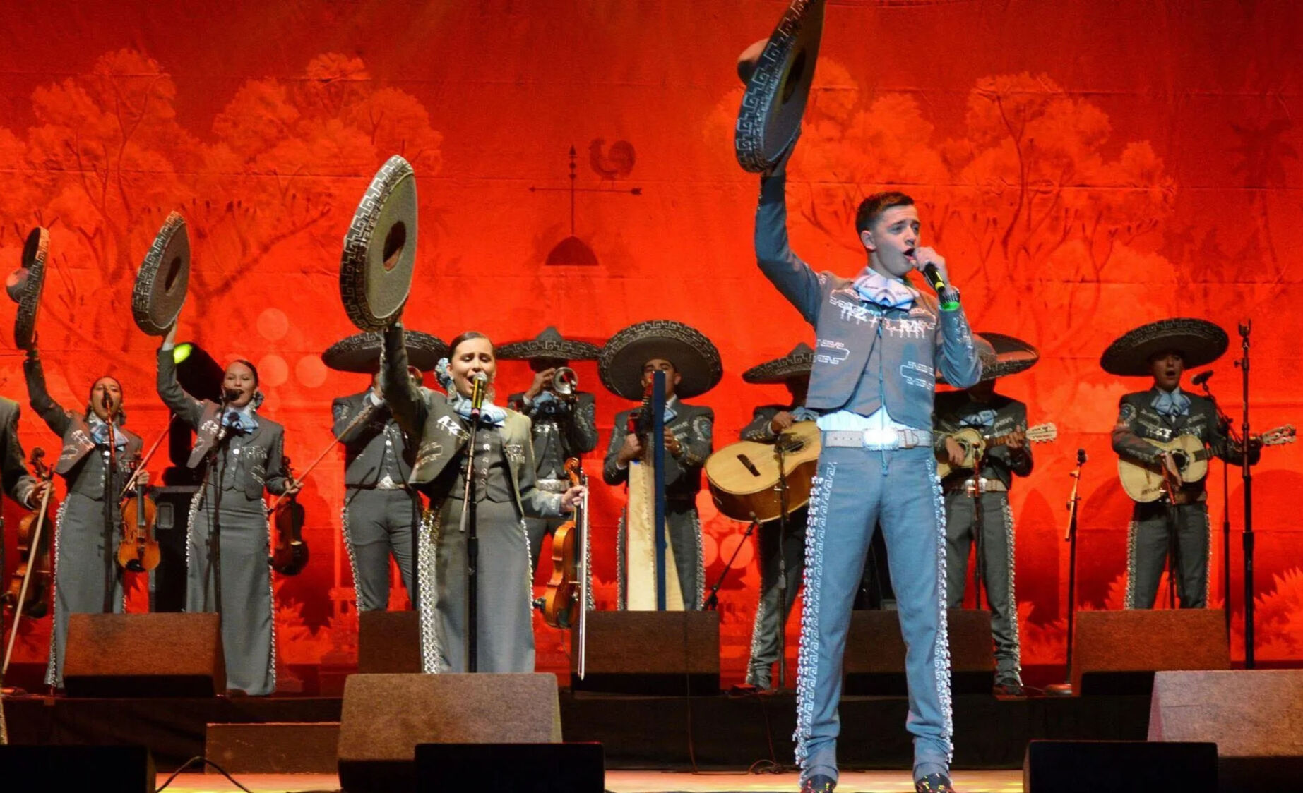 Mariachi Aztlan de Pueblo High School