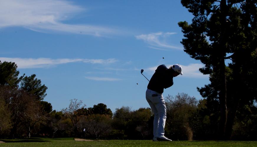 021422-tuc-spt-uagolf-p1