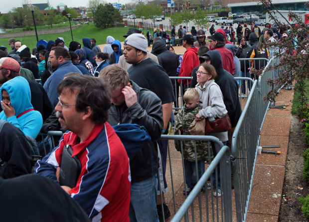 Missouri Mission of Mercy dental clinic-  line outside to enter