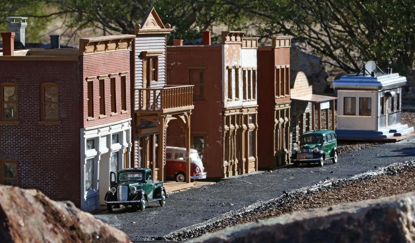 Gardens of the Rail tour