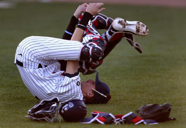 022819-spt-ua baseball-p7.jpg