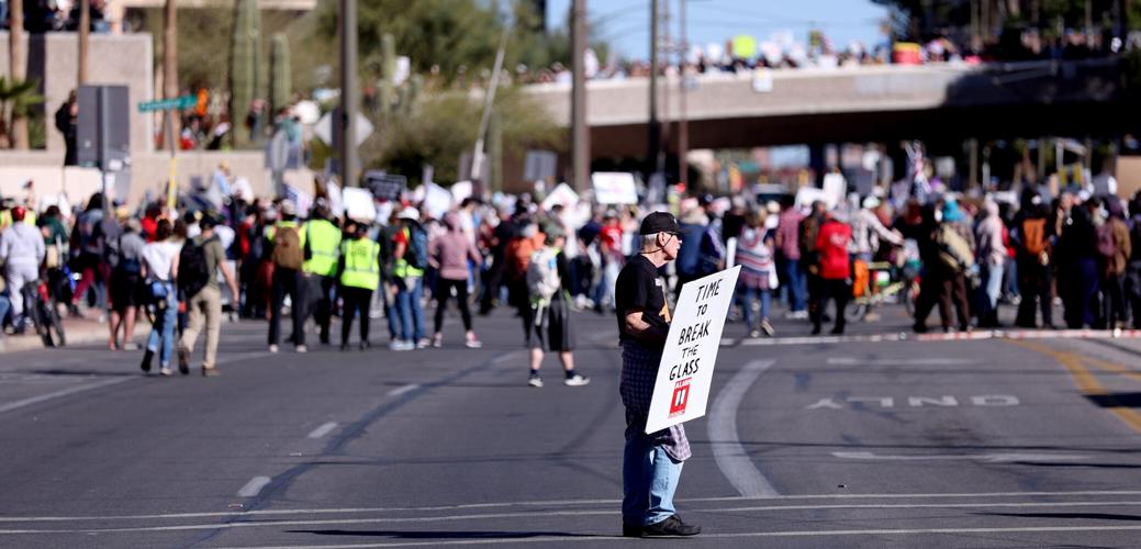 Arizona lawmakers push bill that could make protesters felons