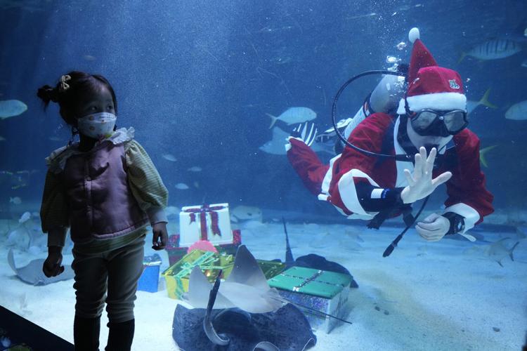 APTOPIX South Korea Christmas