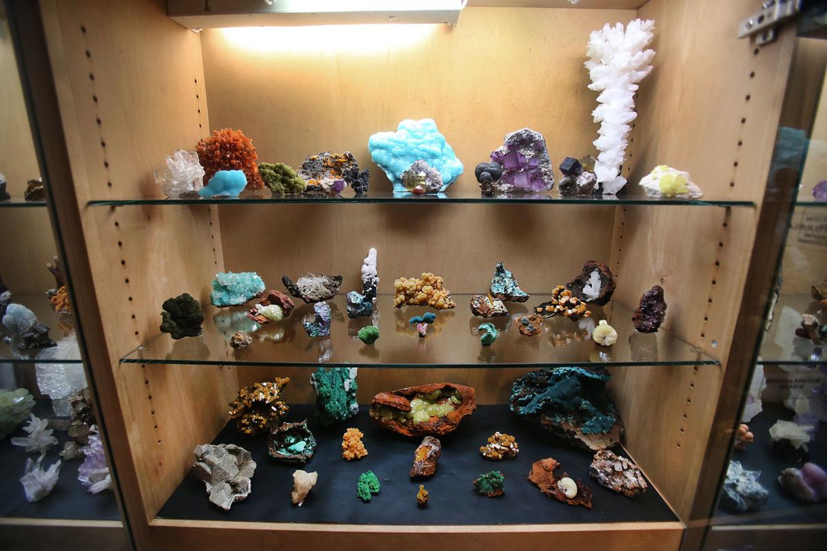 Gem shows bring the sparkle to Tucson