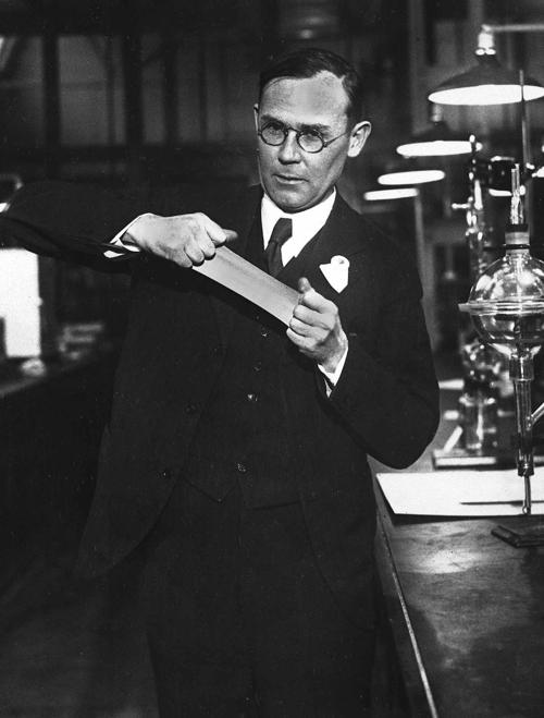 1937: Dr. Wallace H. Carothers