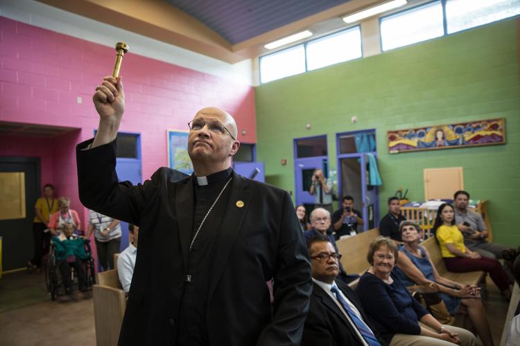 Blessing of migrant shelter, Tucson (LE)