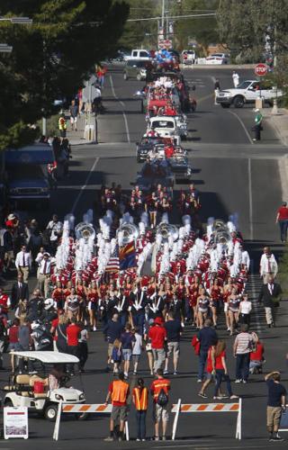 2014 UA Homecoming Parade