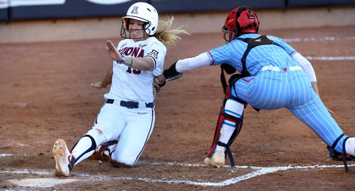 052519-spt-ua softball-p3.jpg