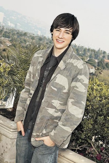 'Cory' co-star Thomas fitting in at Tennessee high school  