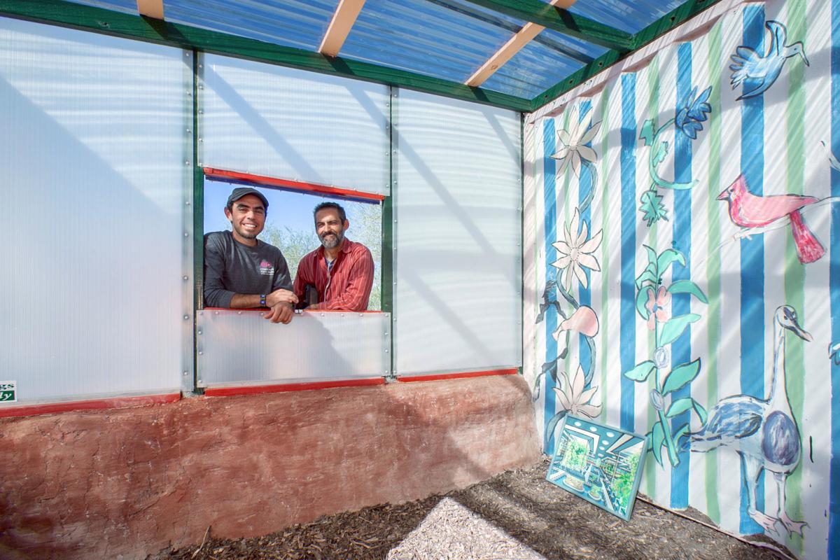 Solar Power Makes Aquaponic System Even More Eco Friendly Home