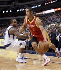 Ex-Cat Johnson averaging 16.5 minutes in 2 games