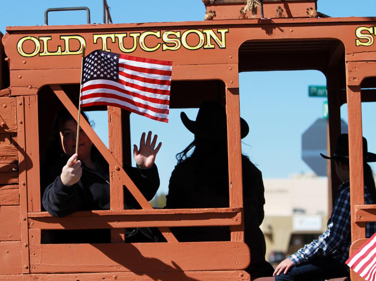 ֱ Rodeo Parade 2017