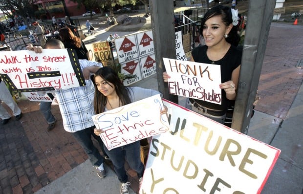 TUSD board shuts down Mex. American Studies