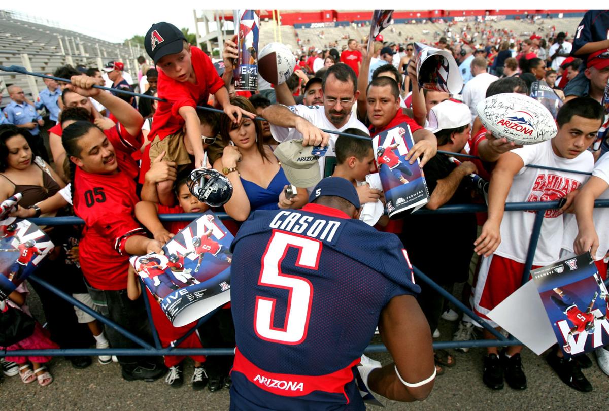 19 UA FOOTBALL gb-p4