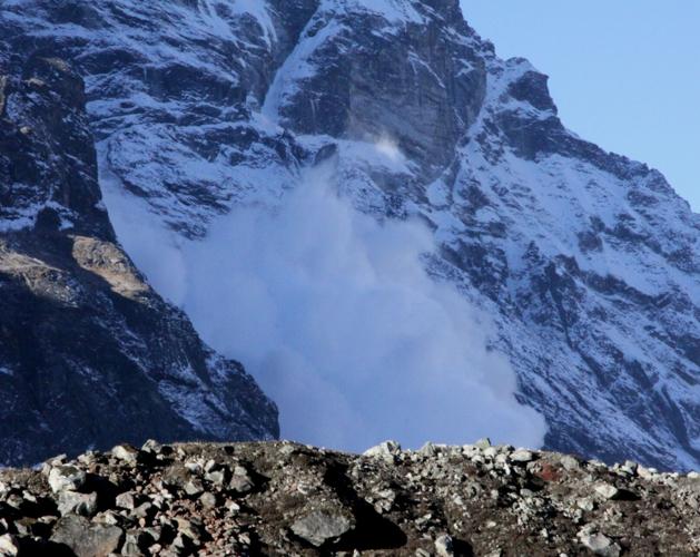 U of A glacier expert stunned by scale of devastation in Nepal