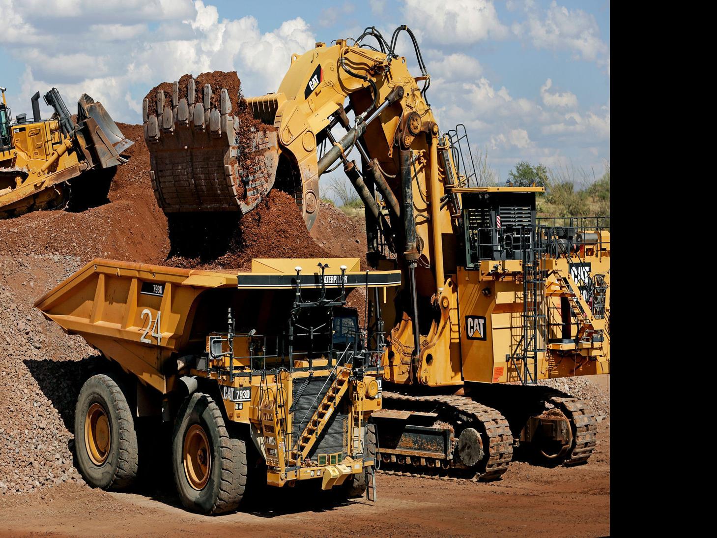 Tucson Caterpillar Employees Help Develop Driverless Mining Trucks