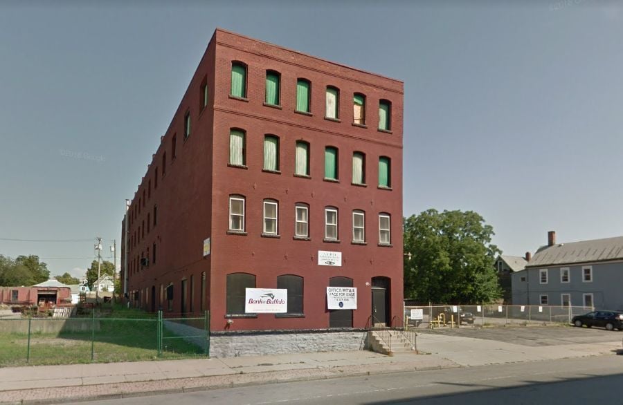1485 Niagara St.