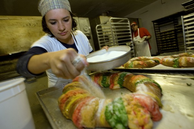 Special bread a must-eat on Feast Day of the Magi   