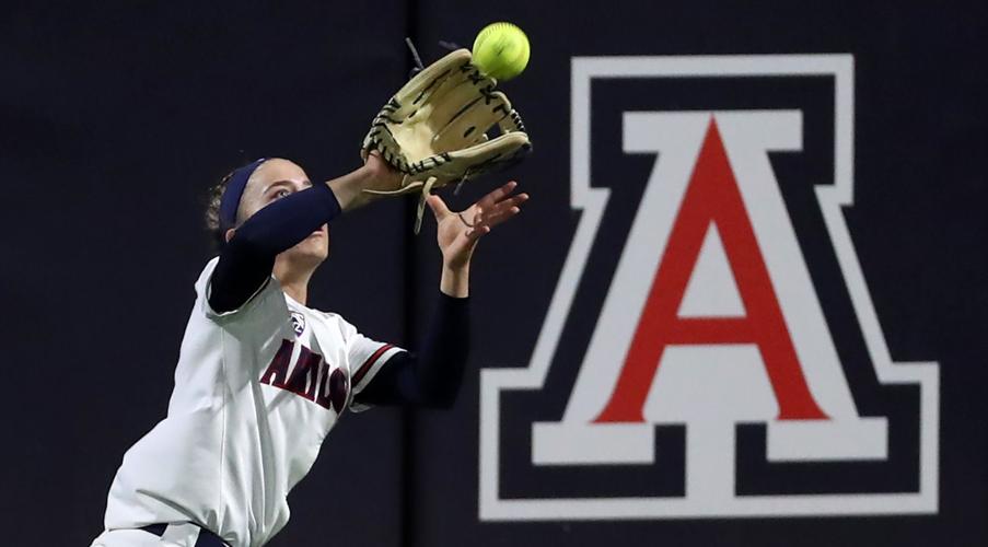 031120-spt-ua softball-p6.jpg