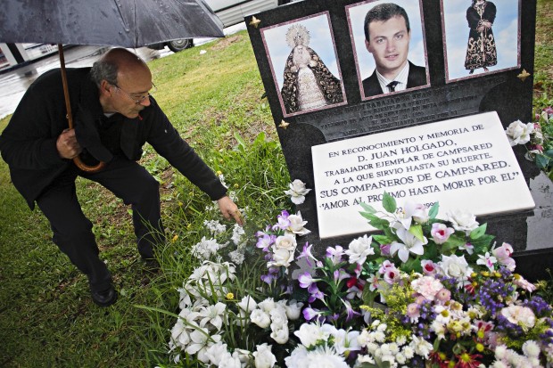 Spaniard adopts a double life in quest to catch son's killers   