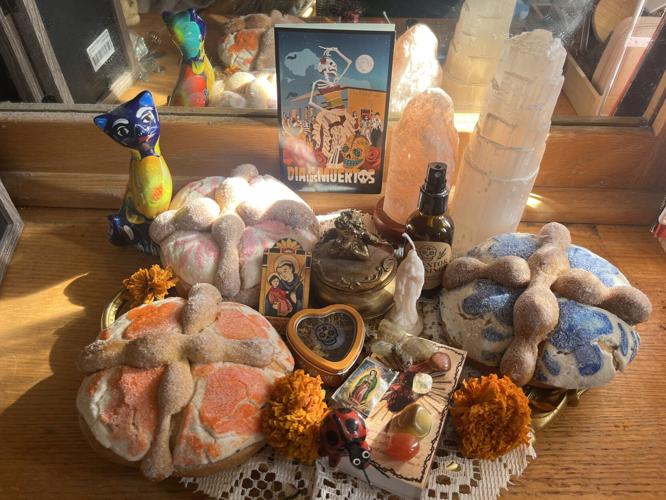 Dia de los Muertos Ofrenda