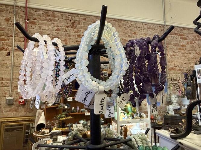 $25 Challenge: Sixth Avenue Antiques (copy)