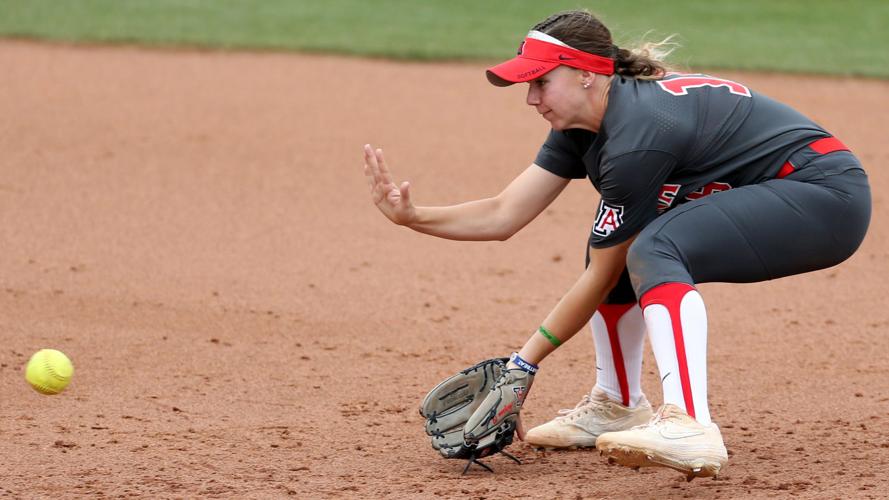 052019-spt-ua softball-p16.jpg