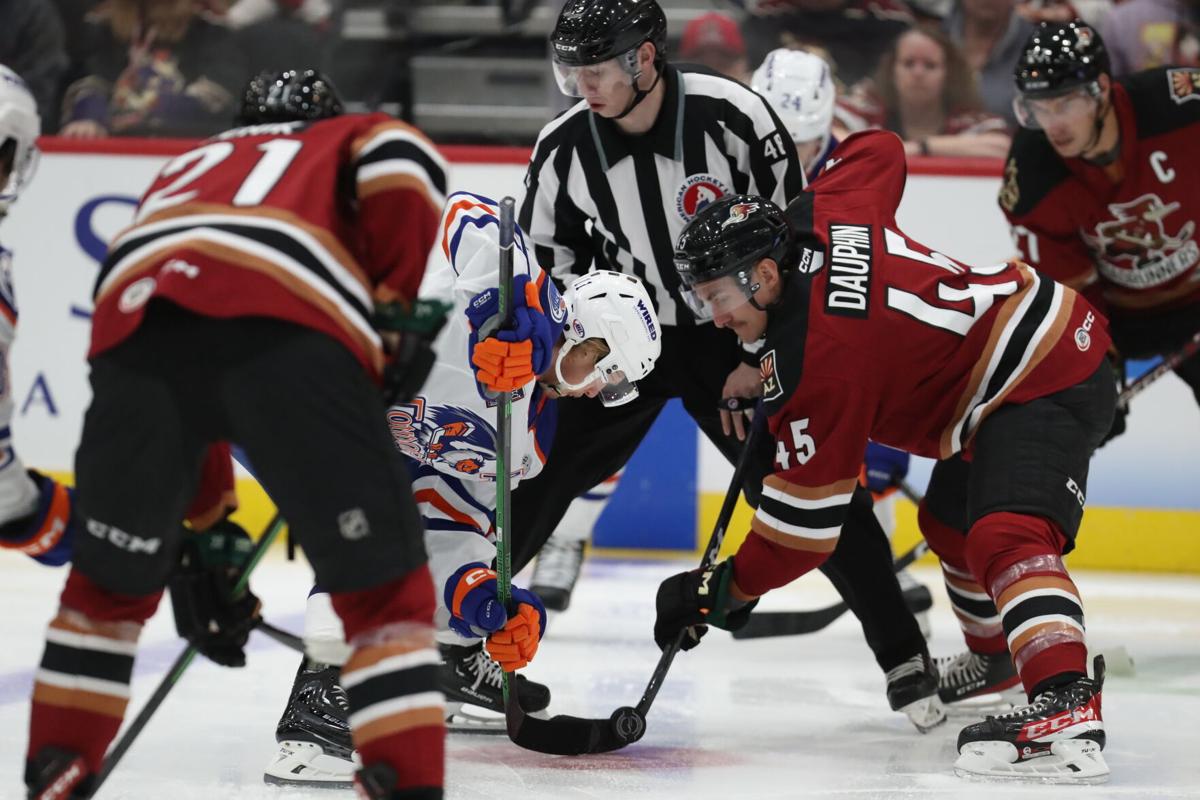 102722-tuc-spt-roadrunners-p1