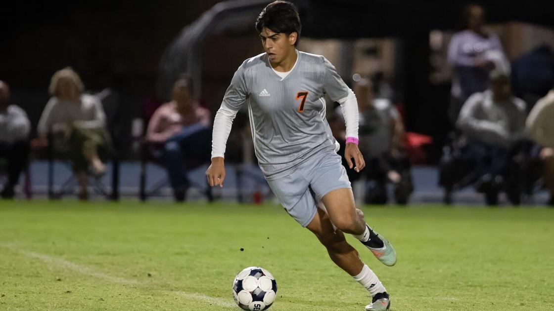 Tucson soccer star returns to Pima team for final season