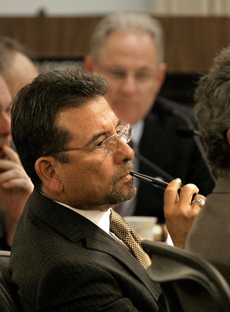 It's official: Miranda gets job of city manager, $200K salary    