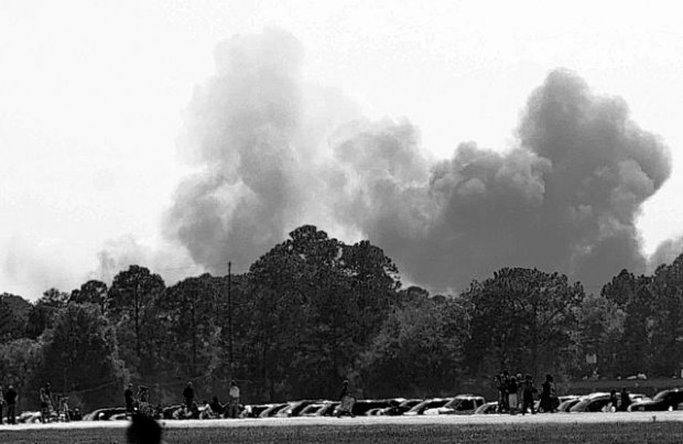 Blue Angel jet crashes during S.C. air show, killing pilot  