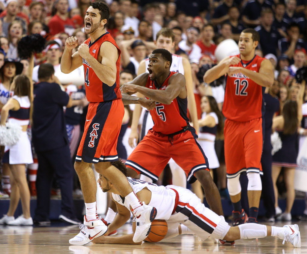 No. 19 Arizona Wildcats vs. No 13 Gonzaga Bulldogs college basketball