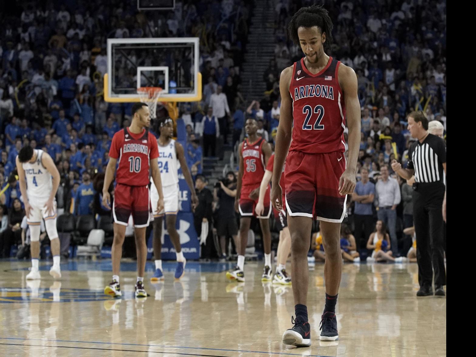 Arizona Wildcats Lose 69 64 At Ucla After Coach Sean Miller Is