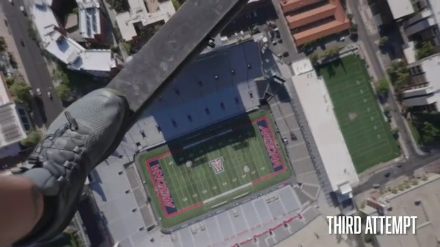 Tom Brady, Rob Gronkowski throw during private workout at UCLA campus 